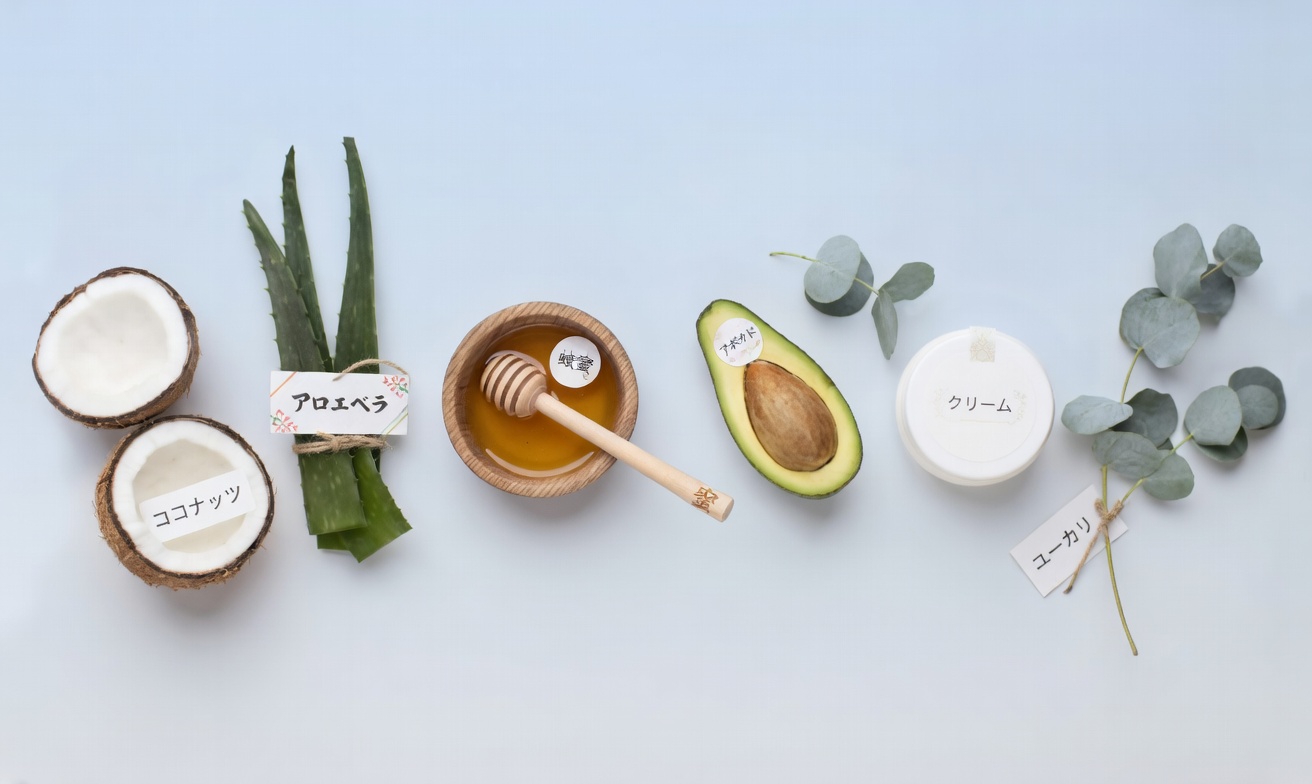 メイクをしすぎて、簡単なスキンケア習慣を見逃していませんか？