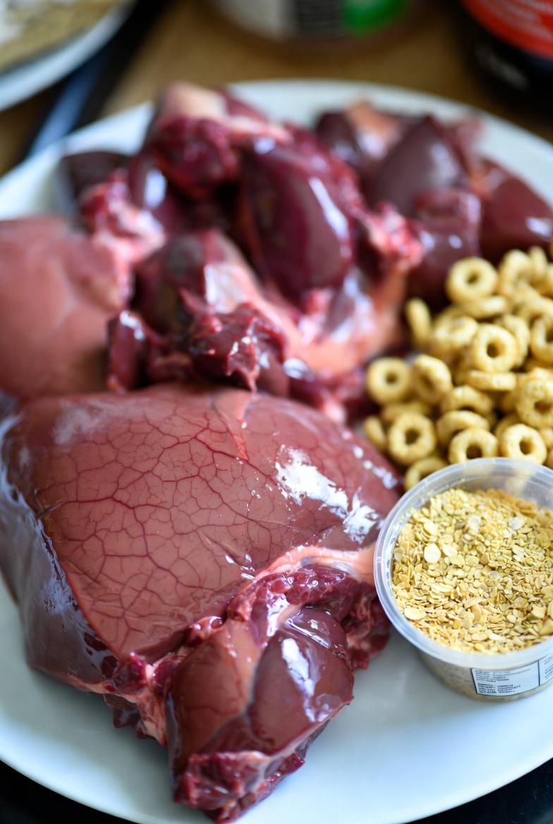 あなたの体がビタミンB12不足を訴えているかもしれない8つの奇妙なサイン