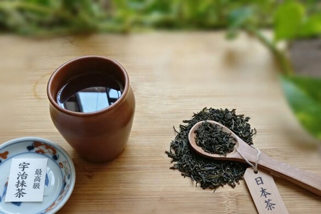 天然の美容アイテムとしての緑茶の使い方：輝く肌を手に入れ、シミを取り除き、大きな毛穴を引き締める ネイルケア製品ボディケア製品