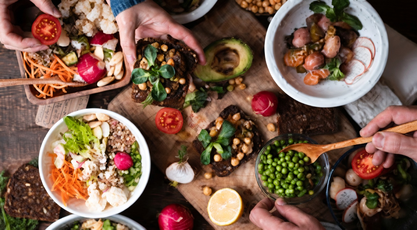 がんリスクを高める可能性のある身近な食品9選（そして代わりに選びたい賢い選択肢）